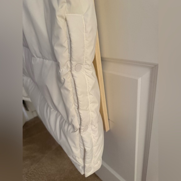 Aritzia The Super Puff Long - Picture 4 of 6